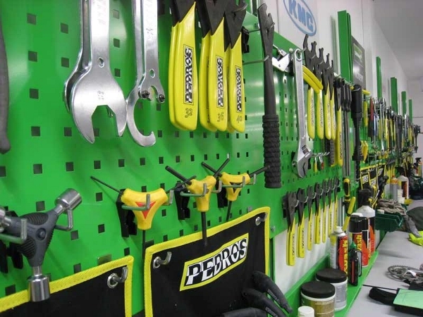 Dream Garage Cabinets - Made by PAF Systems